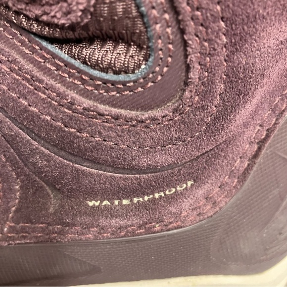 Column Bugaboot waterproof lace up boots snow boots size 6.5 - Picture 6 of 10